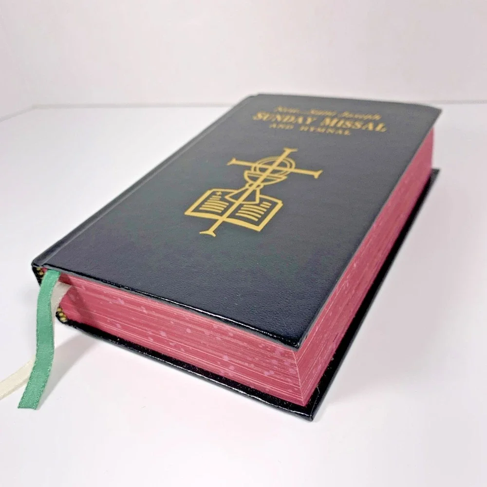 New St Joseph Sunday Missal: Complete Edition (Catholic Book Publishing, 1999)VG